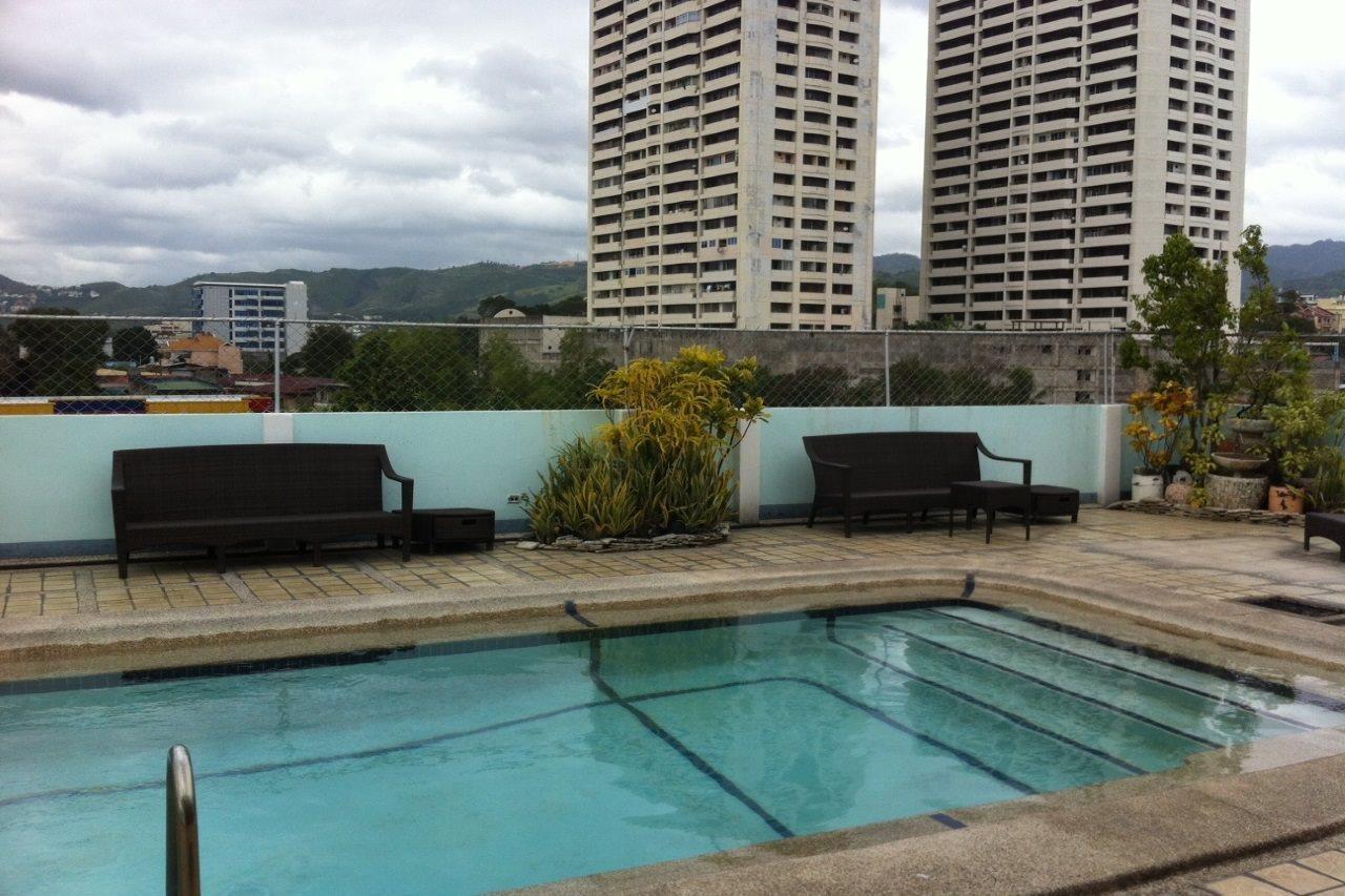 Cebu Grand Hotel Exterior foto